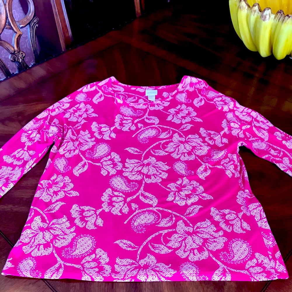 Pretty in Pink Chico’s Blouse 👚 Large & Comfy material 💕